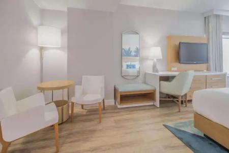 Radisson Resort - 73