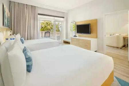 Radisson Resort - 80