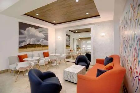 MB, Trademark Collection by Wyndham - 12