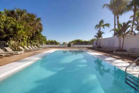 MB, Trademark Collection by Wyndham - 15