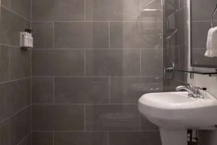 MB, Trademark Collection by Wyndham - 7