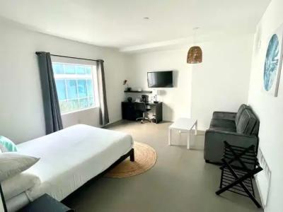 MB, Trademark Collection by Wyndham - 2