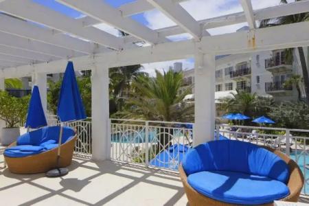 The Savoy & Beach Club - 23