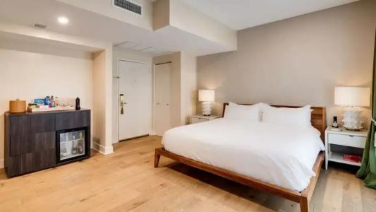 The Savoy & Beach Club - 48