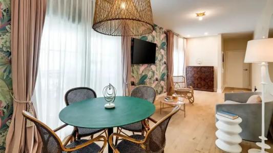 The Savoy & Beach Club - 62