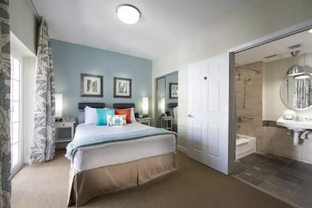 The Savoy & Beach Club - 6