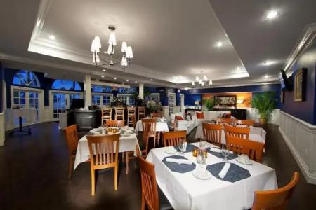 The Savoy & Beach Club - 15