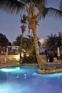 The Savoy & Beach Club - 29