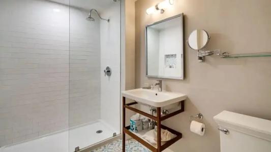 The Savoy & Beach Club - 51