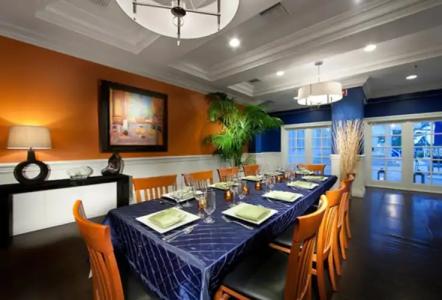 The Savoy & Beach Club - 16