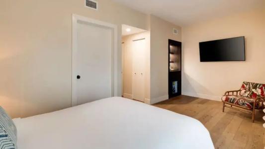 The Savoy & Beach Club - 45