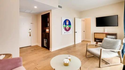 The Savoy & Beach Club - 69