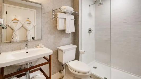 The Savoy & Beach Club - 66