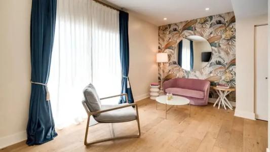 The Savoy & Beach Club - 68