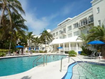 The Savoy & Beach Club - 31