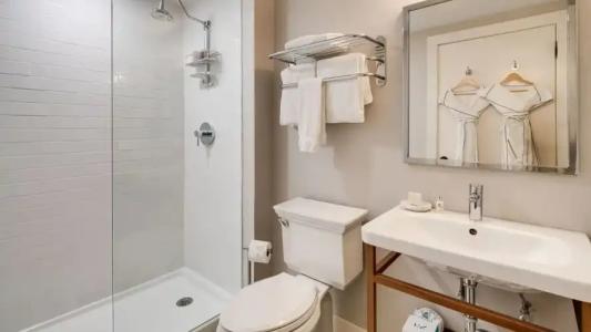 The Savoy & Beach Club - 46