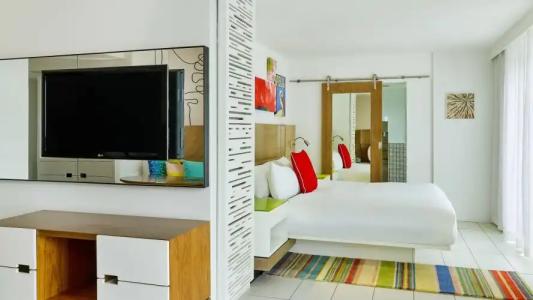 Royal Palm South Beach Miami, a Tribute Portfolio Resort - 3