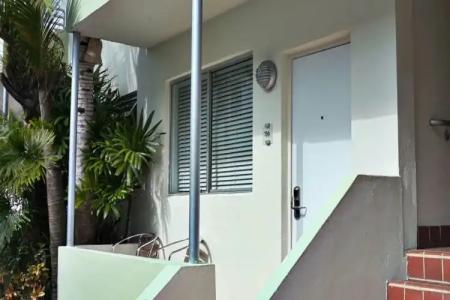 Dorchester & Suites - 14