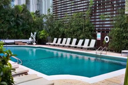 Dorchester & Suites - 11