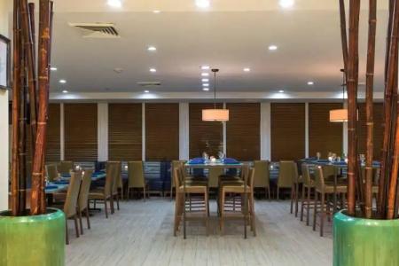 Best Western Plus Atlantic Beach Resort - 36