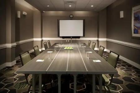 Courtyard Miami Beach South Beach - 16