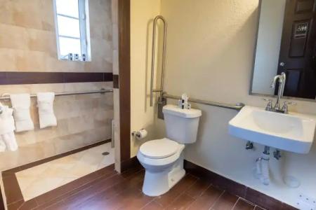 Tradewinds Apartment - 41