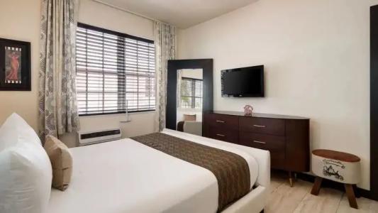 Tradewinds Apartment - 53