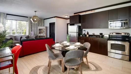 Tradewinds Apartment - 90