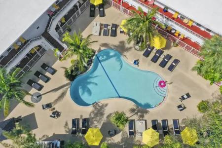 Tradewinds Apartment - 24