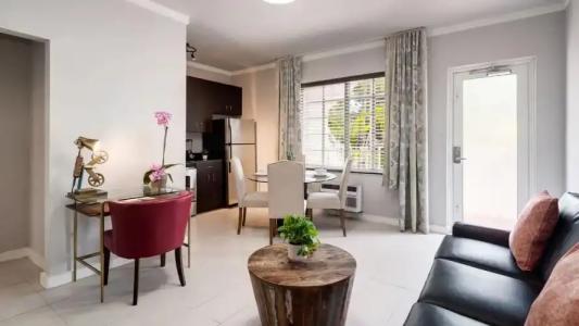 Tradewinds Apartment - 100