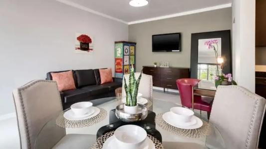 Tradewinds Apartment - 96