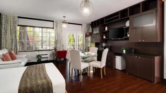 Tradewinds Apartment - 109