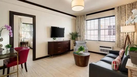 Tradewinds Apartment - 61