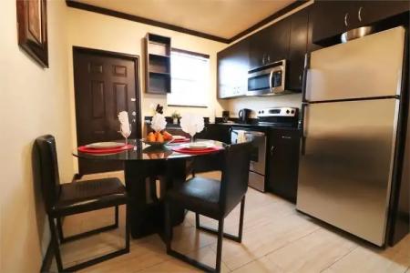 Tradewinds Apartment - 18