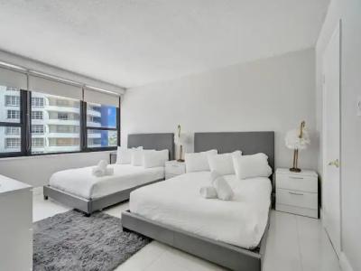 The Alexander Periwinkle - 37