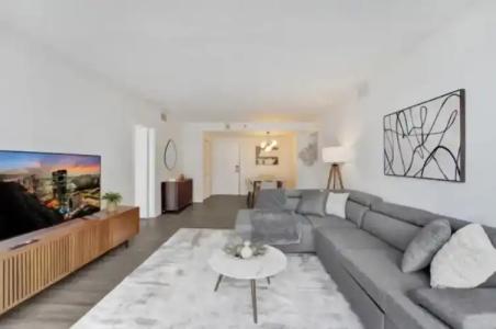 The Alexander Periwinkle - 147