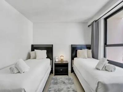 The Alexander Periwinkle - 370