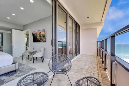 The Alexander Periwinkle - 736