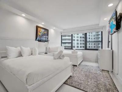 The Alexander Periwinkle - 290