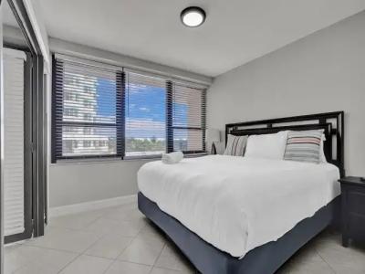 The Alexander Periwinkle - 168