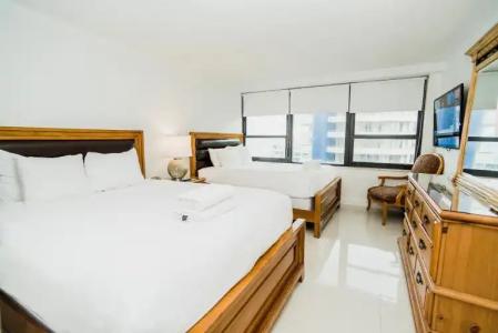 The Alexander Periwinkle - 2