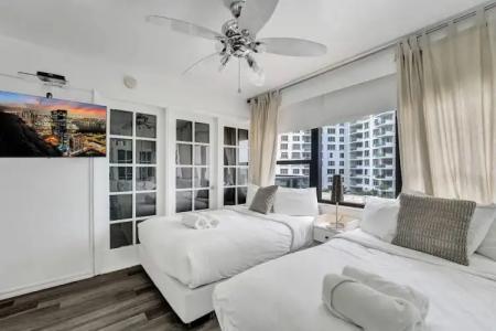 The Alexander Periwinkle - 679