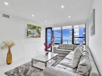 The Alexander Periwinkle - 117