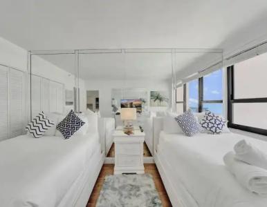 The Alexander Periwinkle - 246