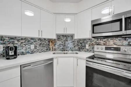 The Alexander Periwinkle - 232