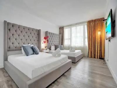 The Alexander Periwinkle - 686