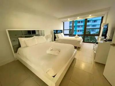 The Alexander Periwinkle - 636