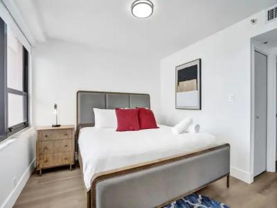 The Alexander Periwinkle - 296