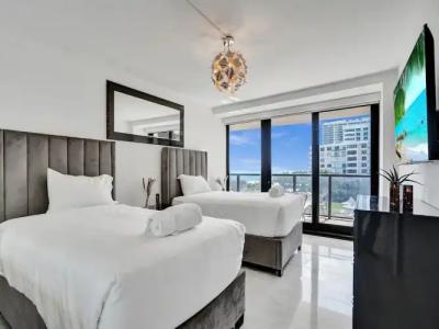 The Alexander Periwinkle - 771