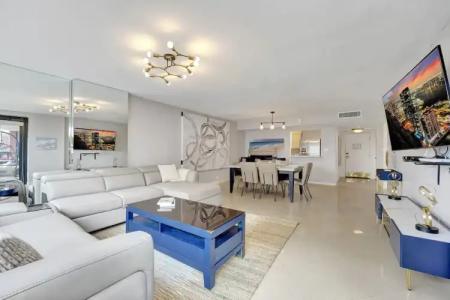 The Alexander Periwinkle - 460